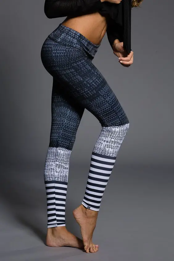 19 Tights And Leggings Styles For Women - Fashionholic