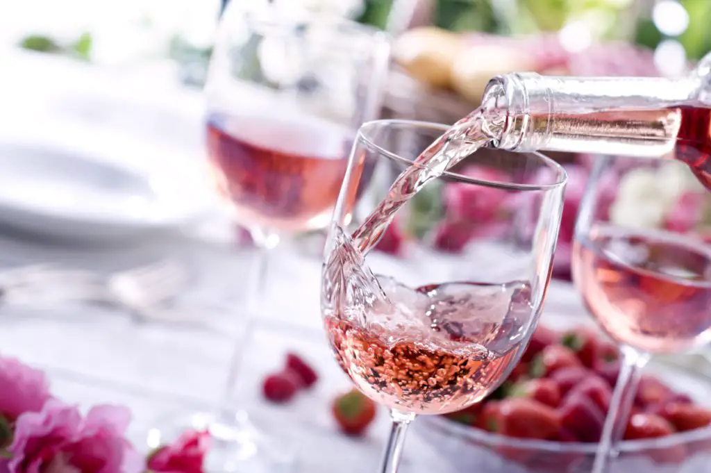 33 Must-Try Rosé Wines for this Spring: Ooh-La-La! - 33 Must-Try Rosé Wines (All Made With Organic Grapes!)