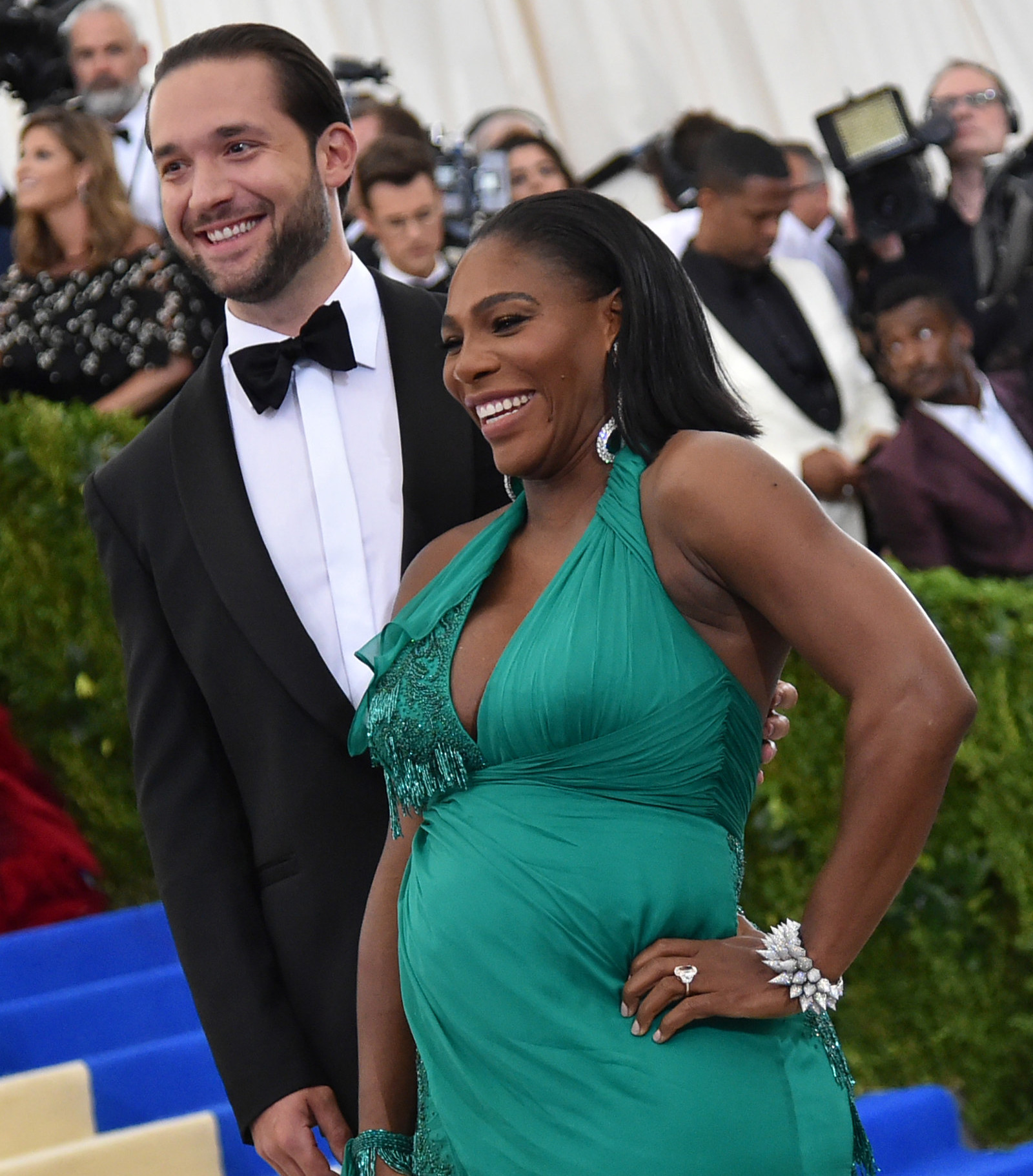 Serena Williams and fiancé Alexis Ohanian want to be surprised when it comes to finding out the sex of their baby. - Serena Williams Thinks She's Having A Girl And Her Reasoning Is Literally Perfect