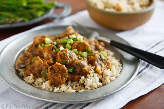 Vegan Sausage and Mushroom Étouffée - 101 Thanksgiving Recipes With No Meat Or Dairy