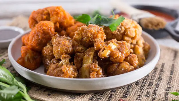 Vegan Cauliflower Wings - 101 Thanksgiving Recipes With No Meat Or Dairy