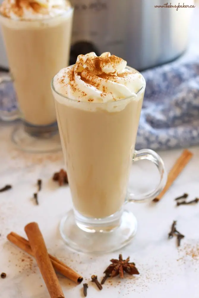 slow cooker chai tea latte - Get Cozy With Crock-Pot Cocktails This Holiday Season