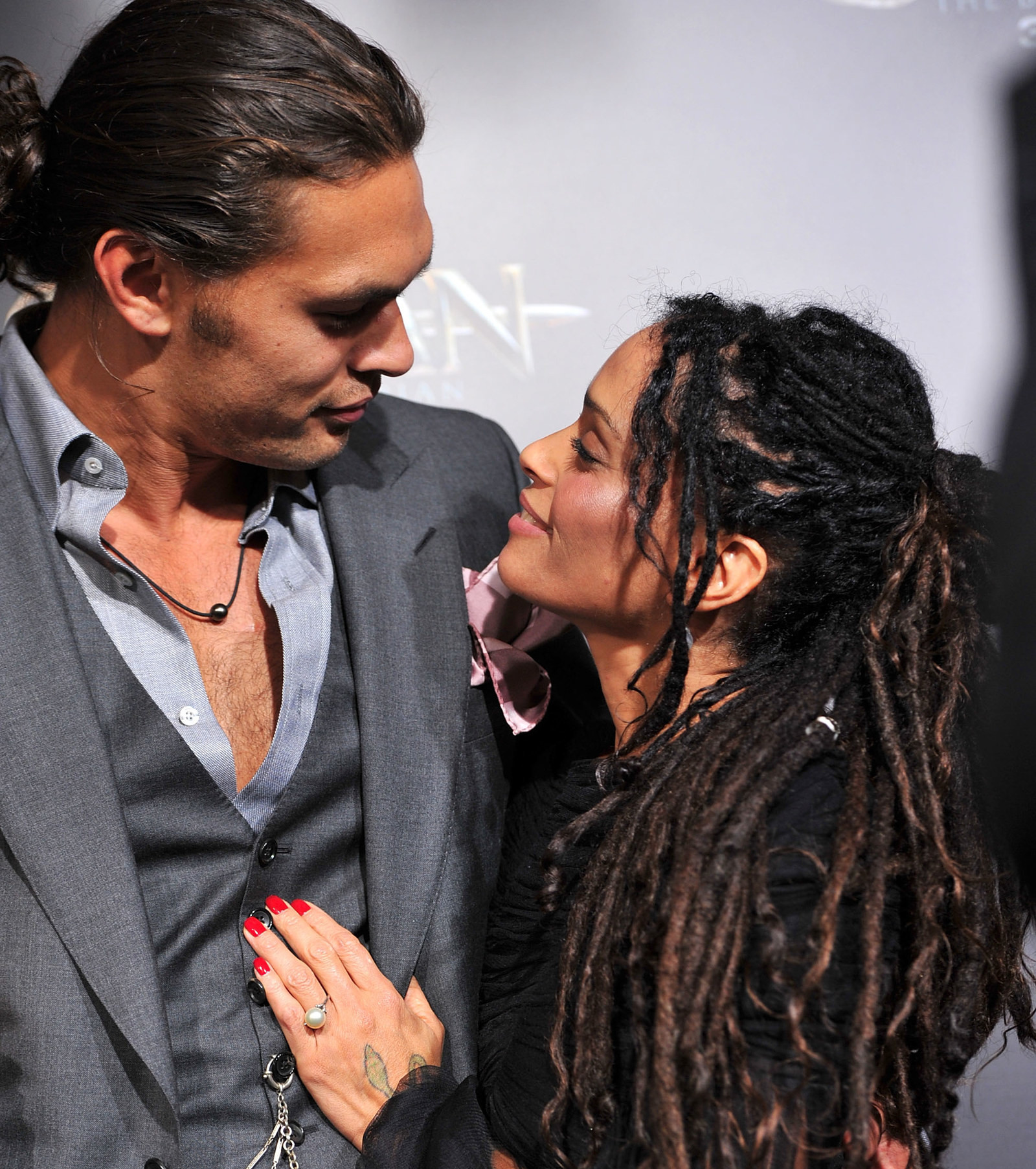 “In that moment, love came and it came big, and he did not run as I think a lot of men do. He basically picked me up and threw me over his shoulder, caveman style!” - Lisa Bonet Says She Was Able To Appreciate Jason Momoa More Because Of Her Absent Father