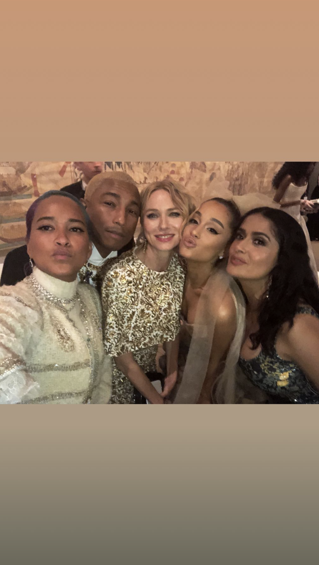 Ariana Grande - 19 Hidden Gems From Celebs&#039; Insta Stories At The 2018 Met Gala's selfie with Salma Hayek, Naomi Watts, and Pharrell.