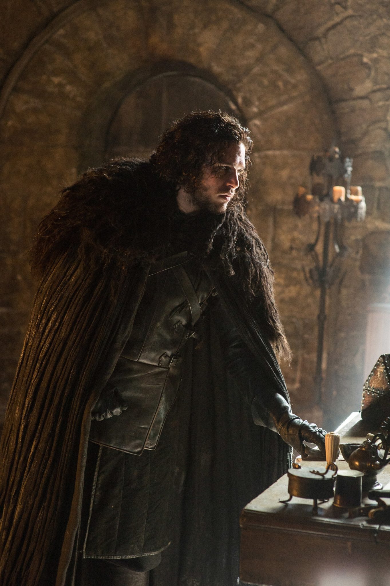 %image_alt% - Game Of Thrones' Jon Snow Winterfell Crypt Theory