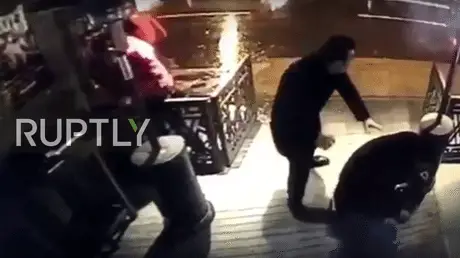 Istanbul Nightclub Gunman Shooting At People Caught On CCTV (GRAPHIC VIDEO) — RT News