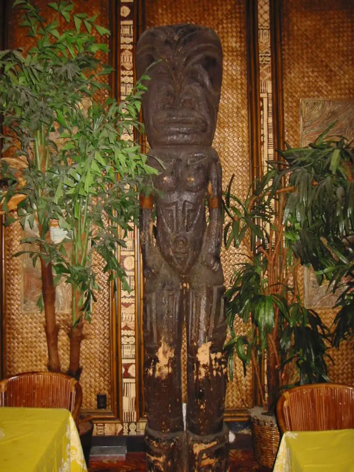 A Tiki statue in a Tiki bar - Interesting Thing Of The Day