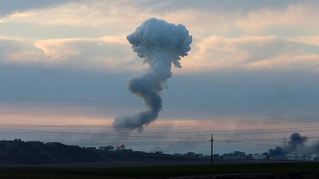 Smoke rises from clashes with Islamic State militants, north of Mosul, Iraq, December 29, 2016. © Ammar Awad - US-led Coalition Admits Killing At Least 188 Civilians In Syria &amp; Iraq — RT News