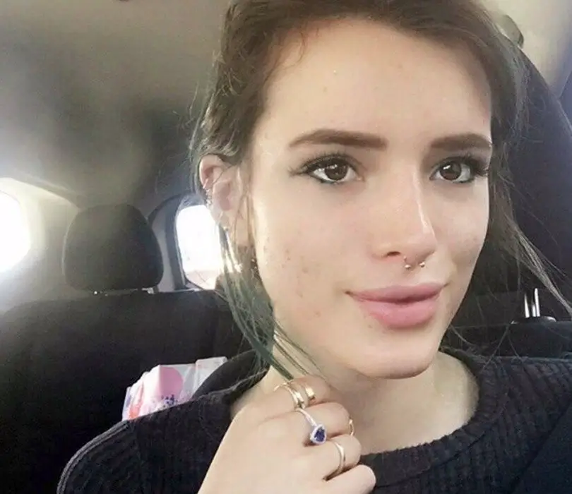 0109_bella_inset - The Real Reason Bella Thorne Has Been Going Makeup-Free