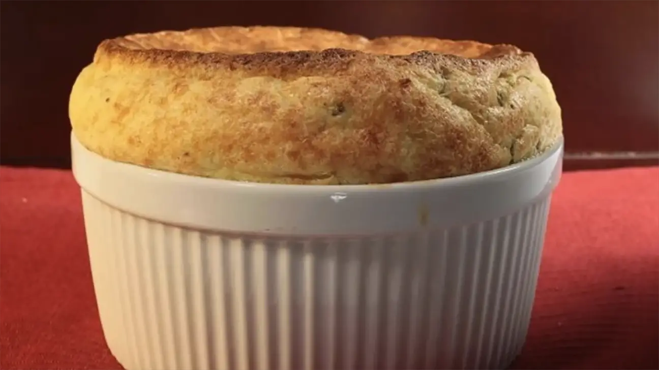 Grits souffle - 7 Savory Ways To Eat Grits For Breakfast, Lunch, And Dinner